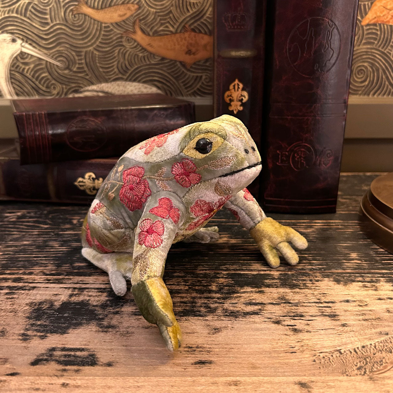 Grenouille brodées Anke Drechsel - Peluche d'Art
