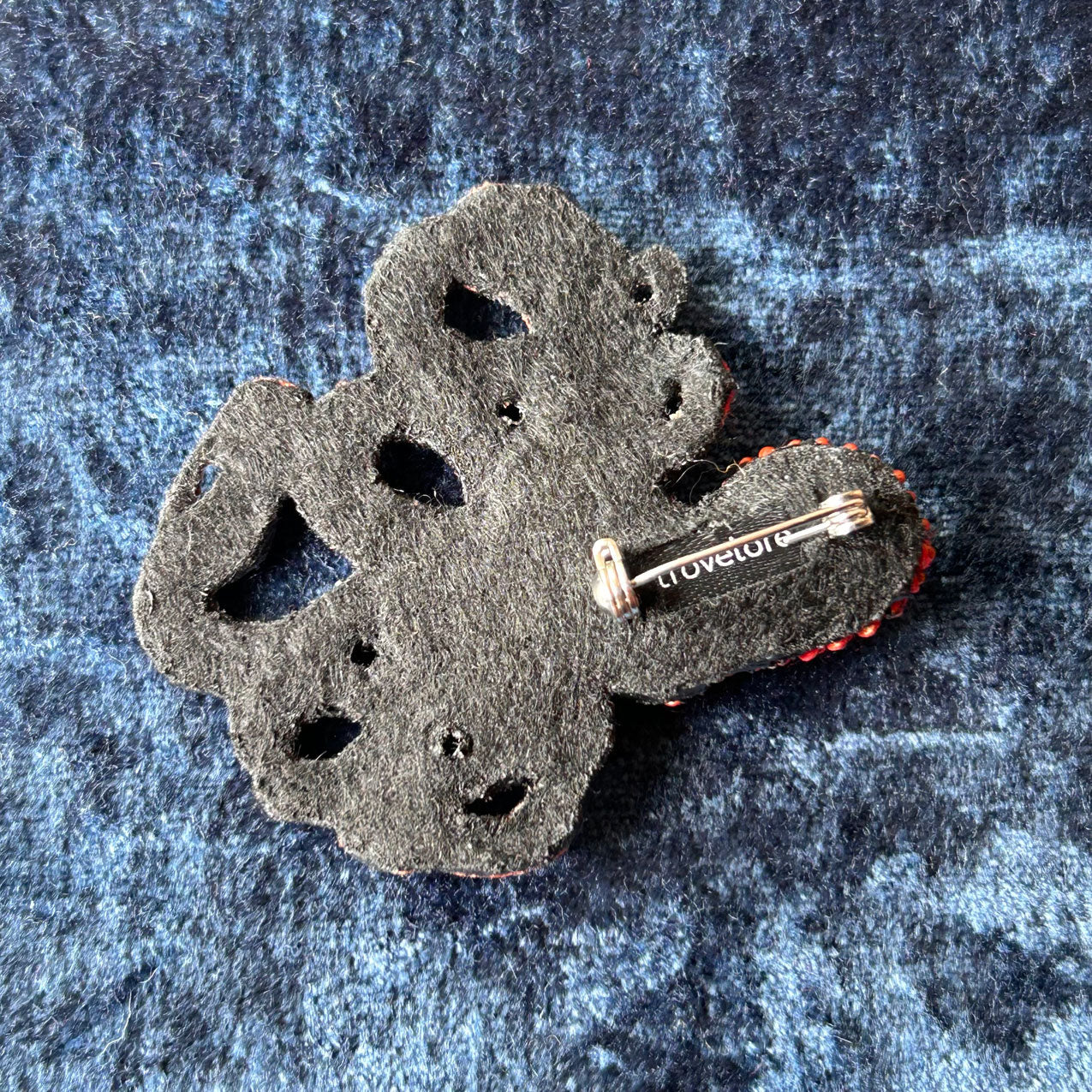 Broche brodée Trovelore - Pieuvre Rubis