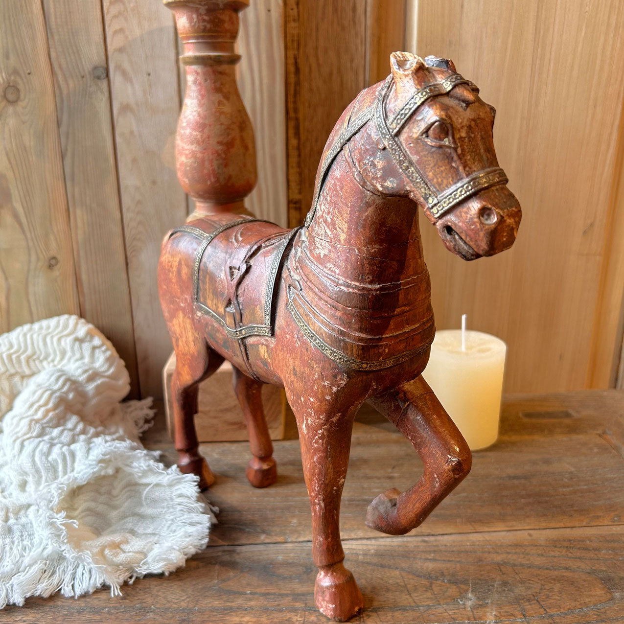 Sculpture en bois - Ancien jouet Cheval venu des Indes.