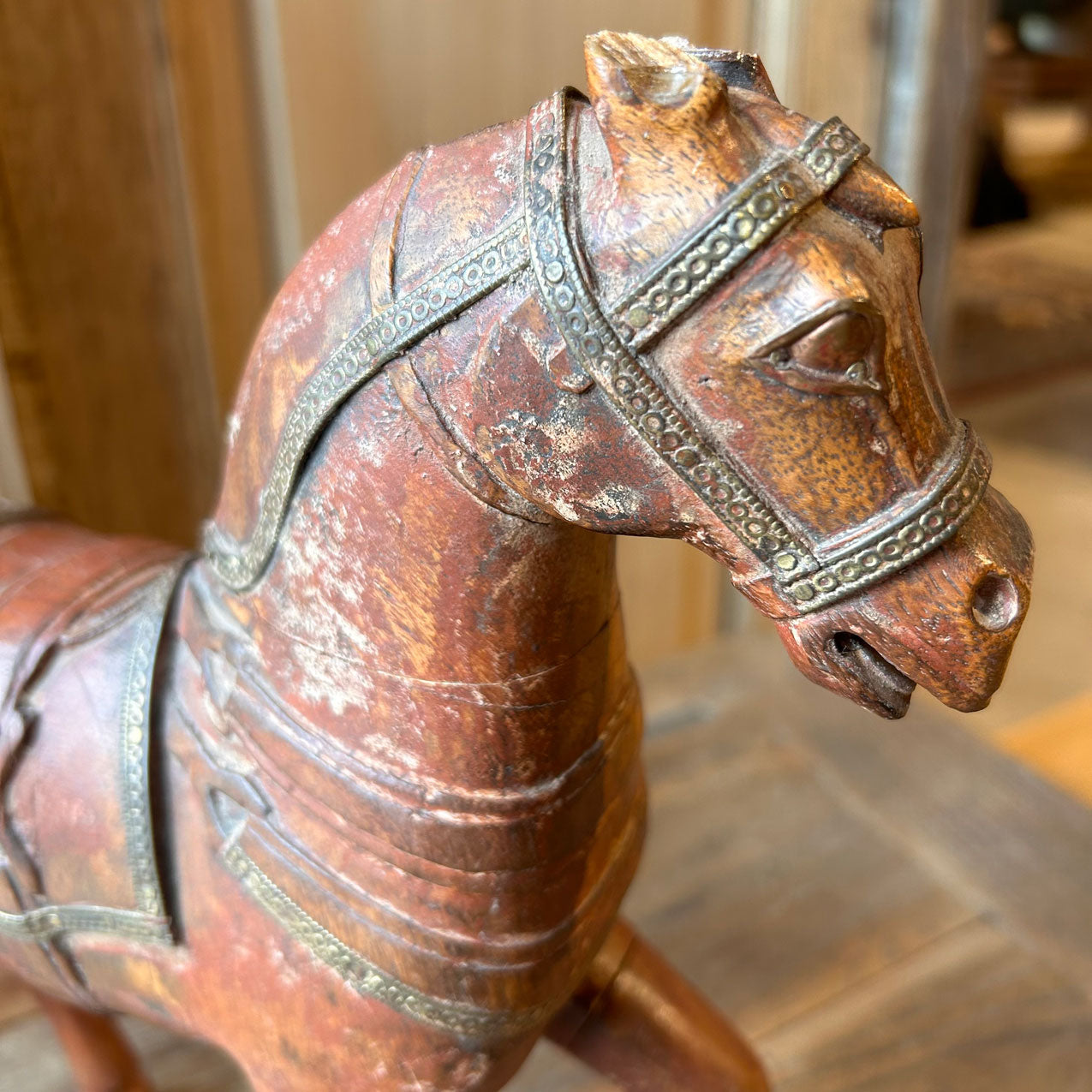 Sculpture en bois - Ancien jouet Cheval venu des Indes.