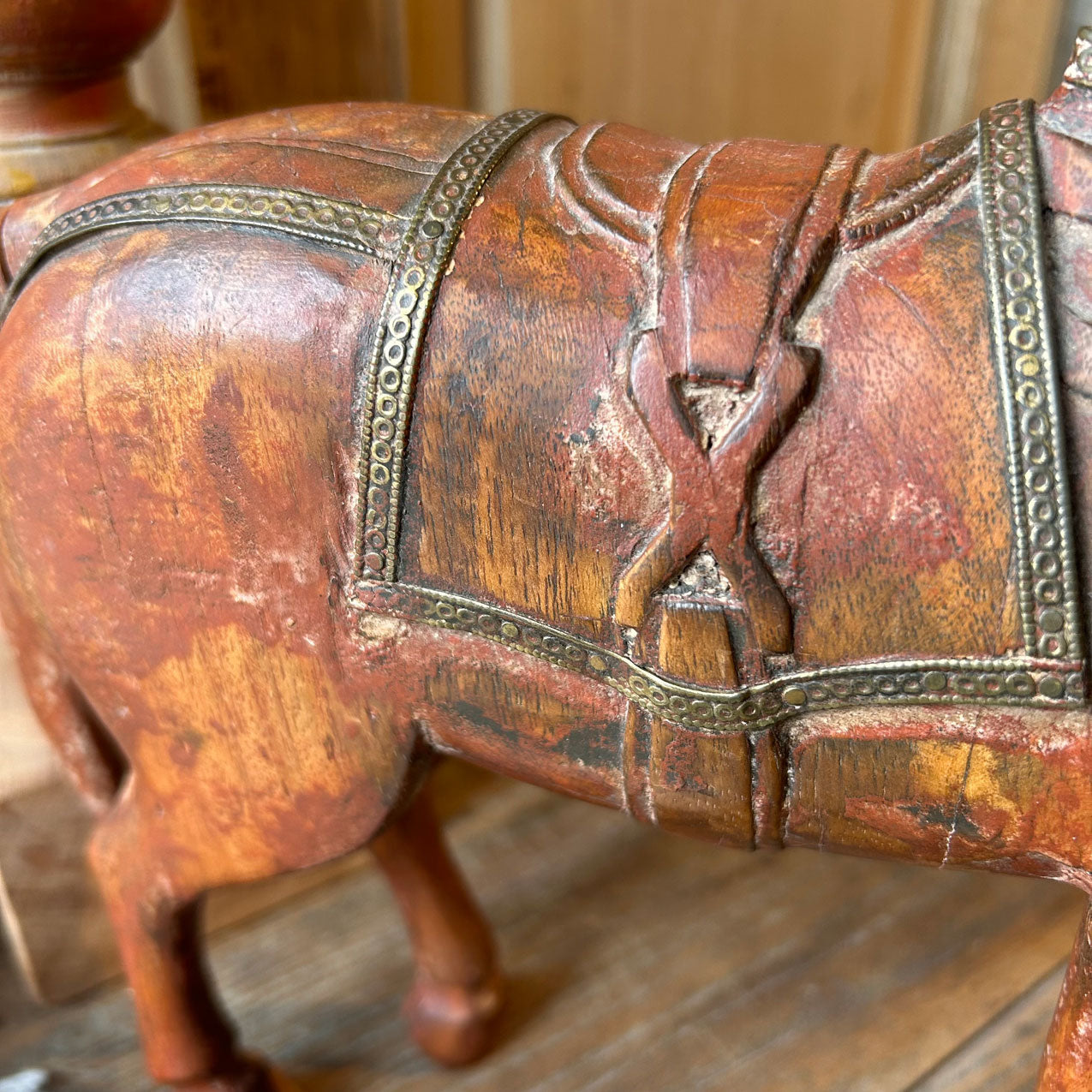 Sculpture en bois - Ancien jouet Cheval venu des Indes.
