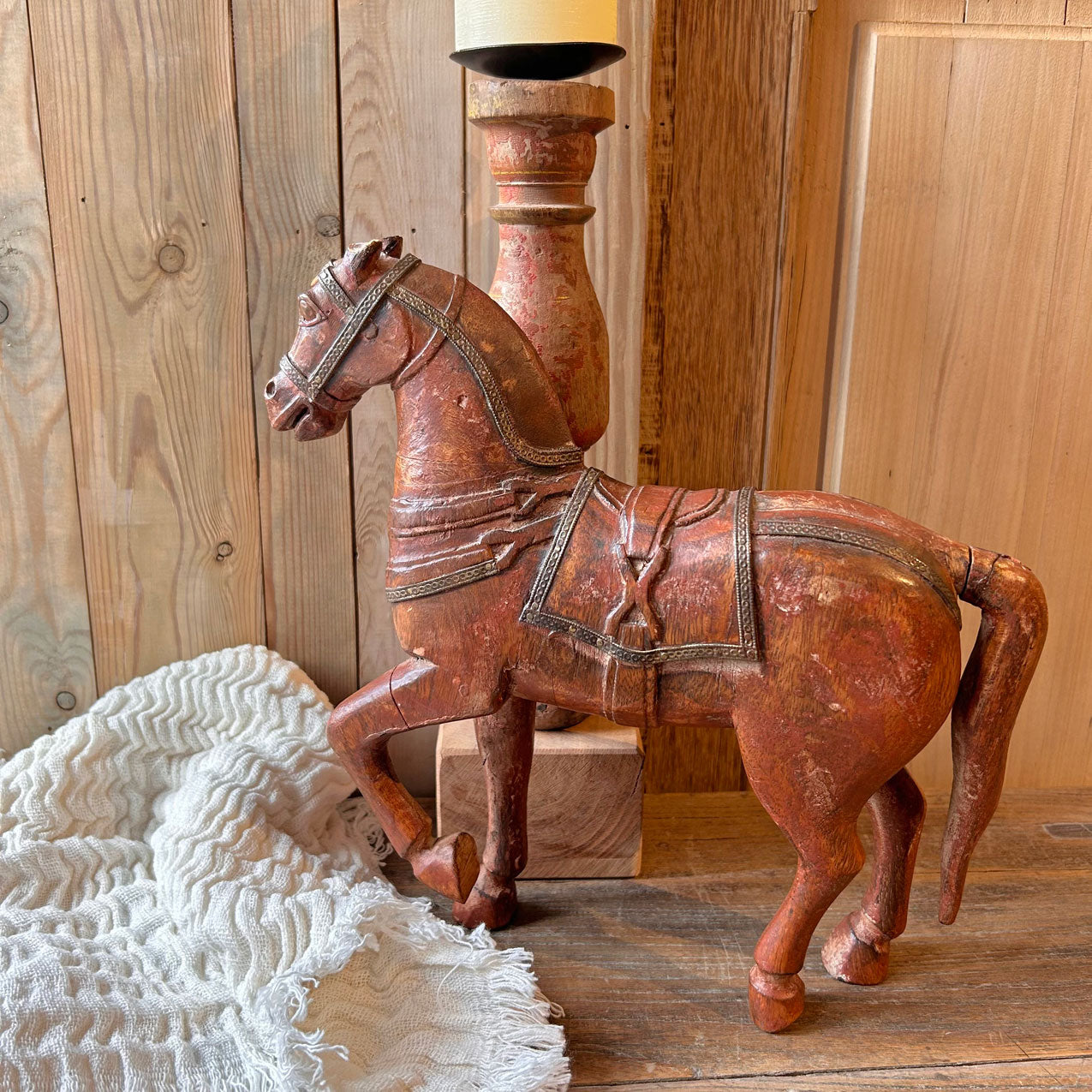 Sculpture en bois - Ancien jouet Cheval venu des Indes.
