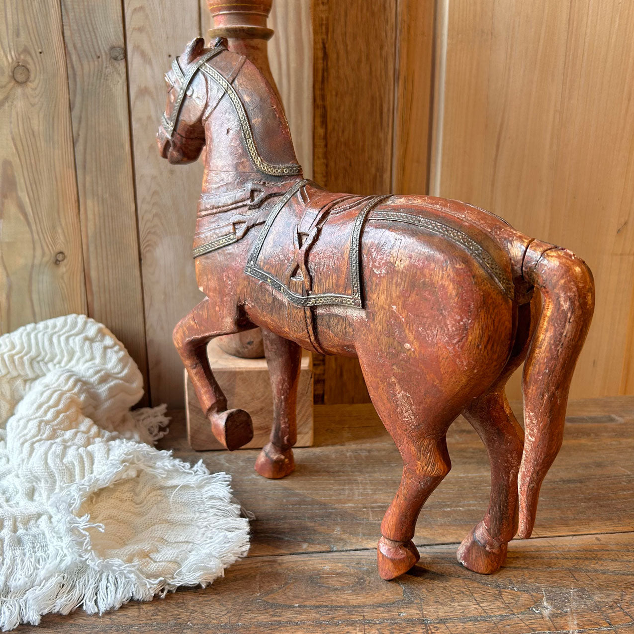 Sculpture en bois - Ancien jouet Cheval venu des Indes.