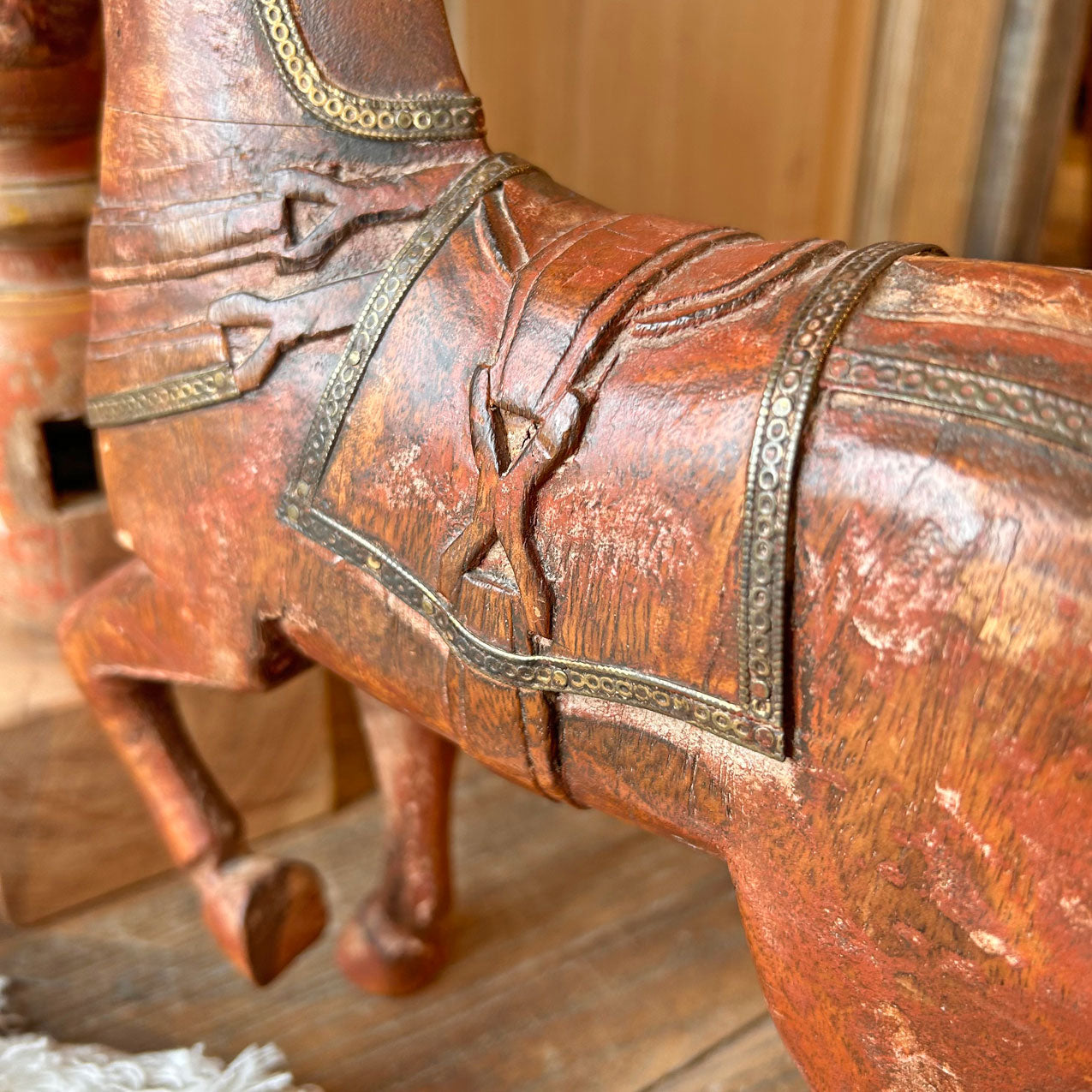 Sculpture en bois - Ancien jouet Cheval venu des Indes.