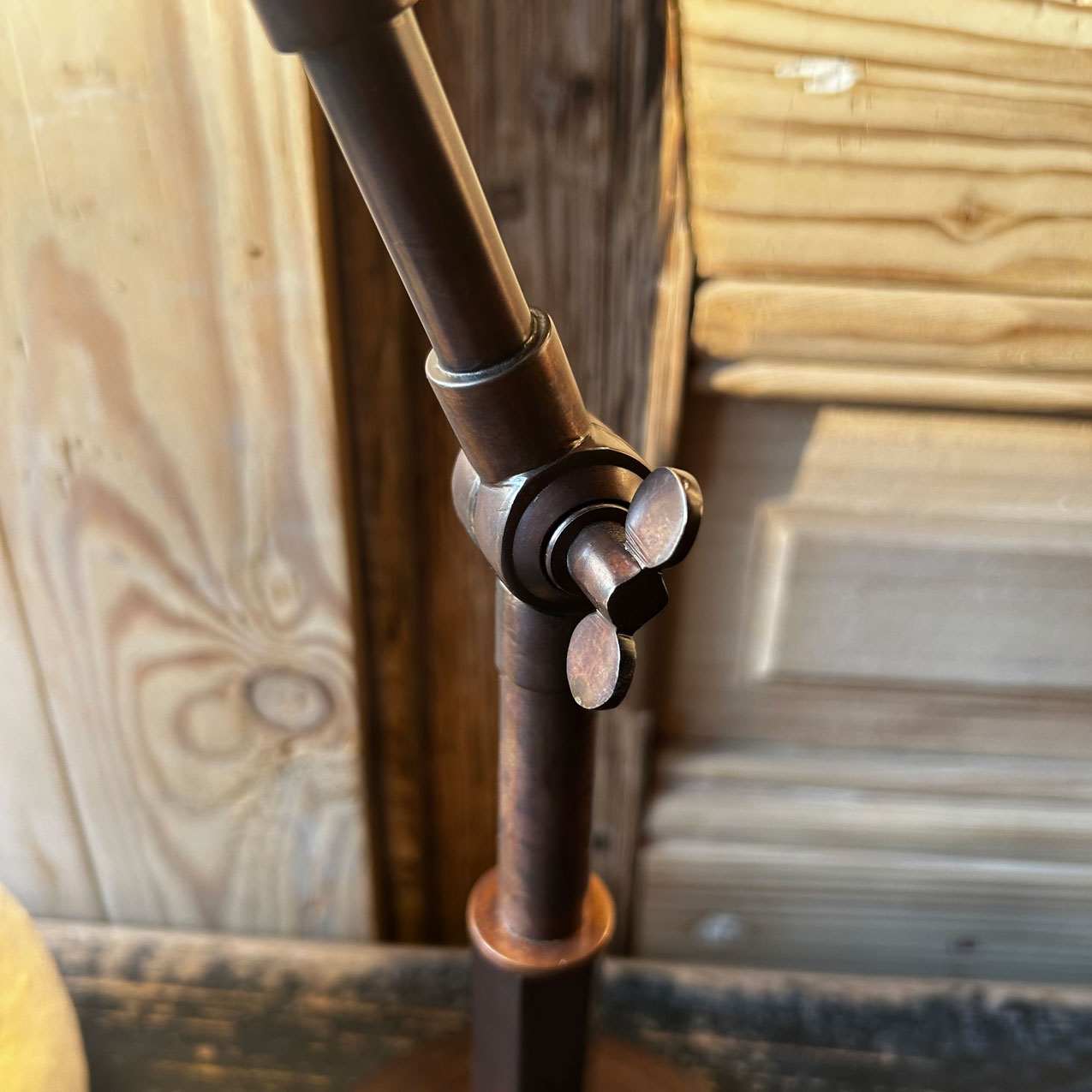Lampe à poser - Nano patine Laiton foncé