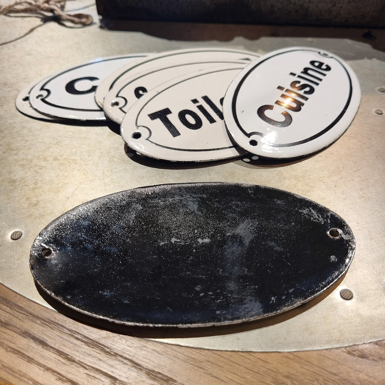 Plaque de porte email vintage